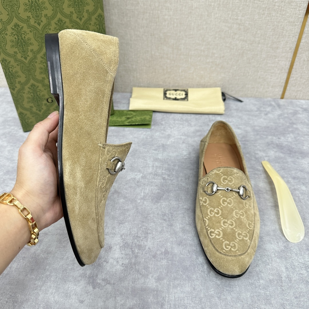 💋💍G家新品 GUCC* 古~ Jordaan系列男士马衔扣改色乐福鞋皮鞋 官方7,600 采用进