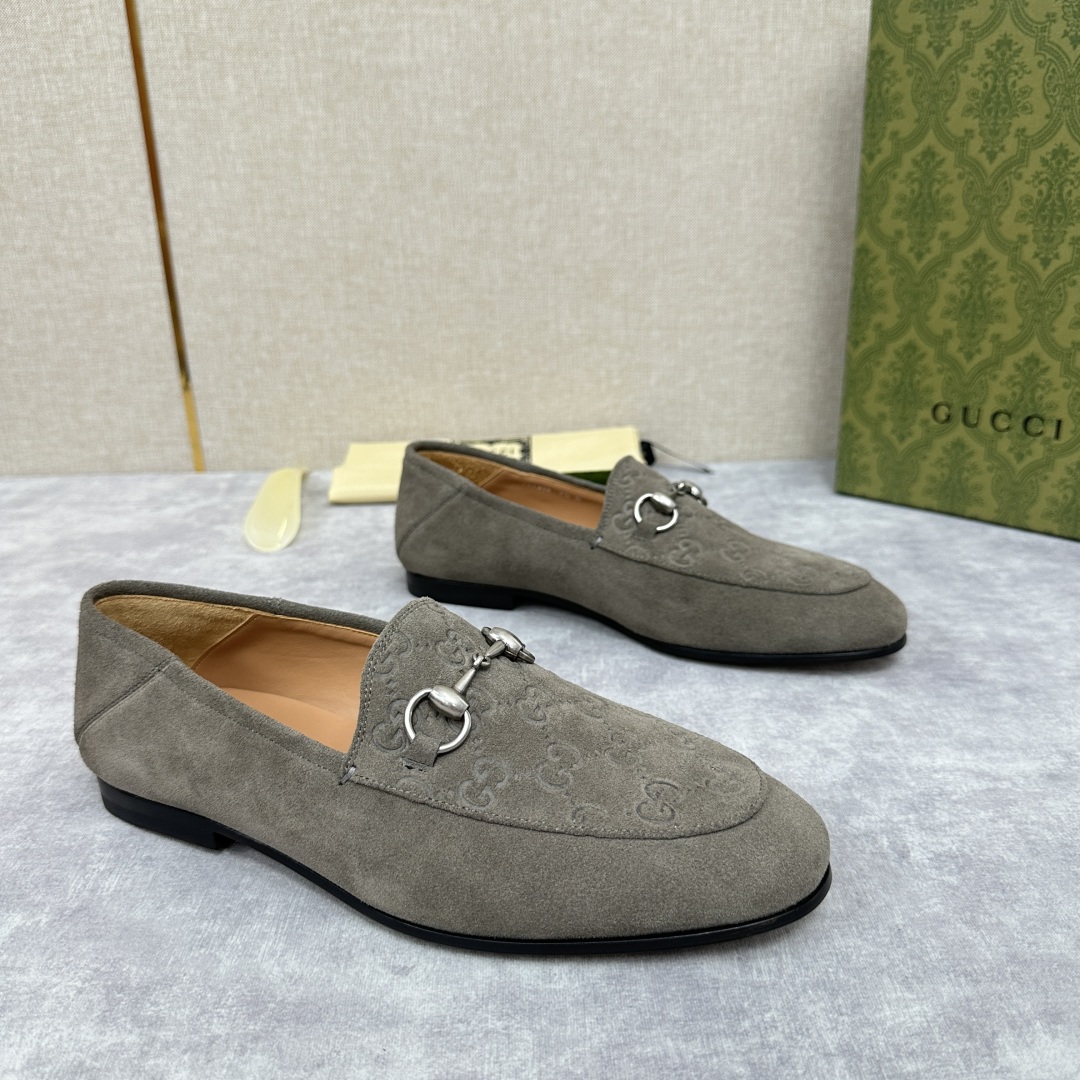 💋💍G家新品 GUCC*  古～ Jordaan系列男士马衔扣改色乐福鞋皮鞋 官方7,600   采用进