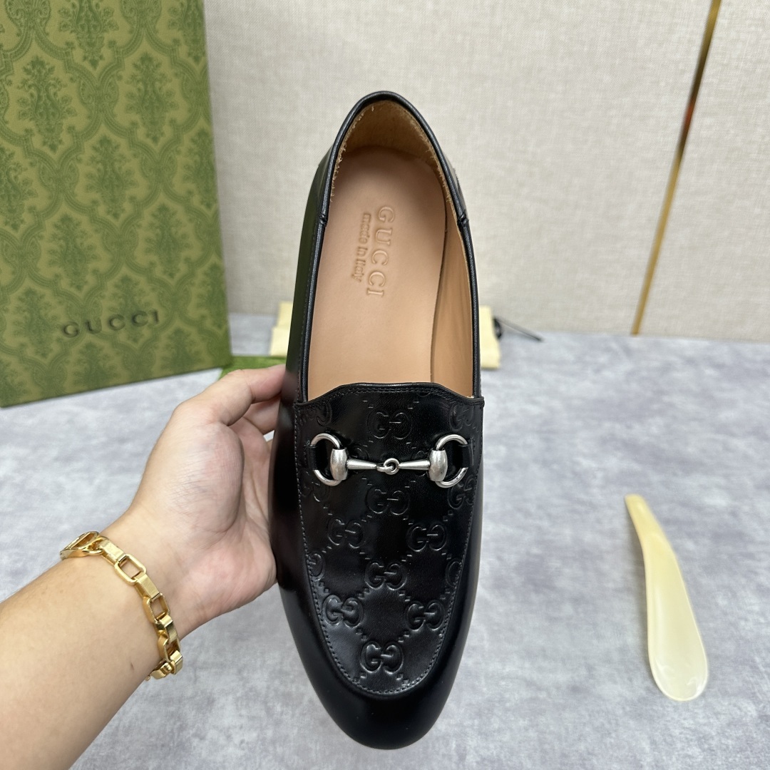 💋💍G家新品 GUCC* 古~ Jordaan系列男士马衔扣改色乐福鞋皮鞋 官方7,600 采用进
