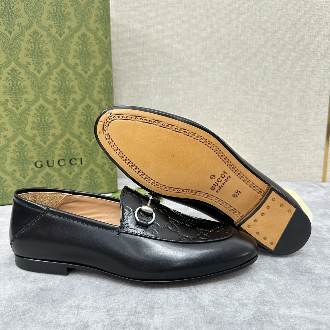 💋💍G家新品 GUCC* 古~ Jordaan系列男士马衔扣改色乐福鞋皮鞋 官方7,600 采用进