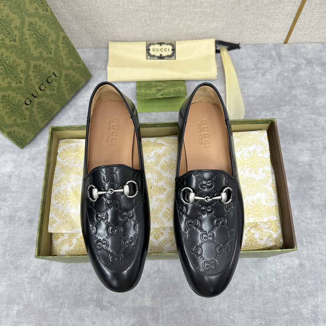 💋💍G家新品 GUCC* 古~ Jordaan系列男士马衔扣改色乐福鞋皮鞋 官方7,600 采用进