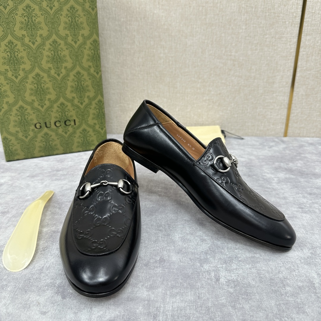 💋💍G家新品 GUCC* 古~ Jordaan系列男士马衔扣改色乐福鞋皮鞋 官方7,600 采用进