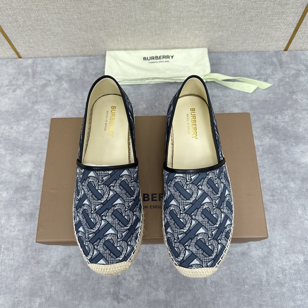 💋💍B家 渠道出口公司级订单 春夏季新品 草编渔夫鞋来袭 踏青春季必备鞋,鞋面采用原版棉质格纹帆布/彩印