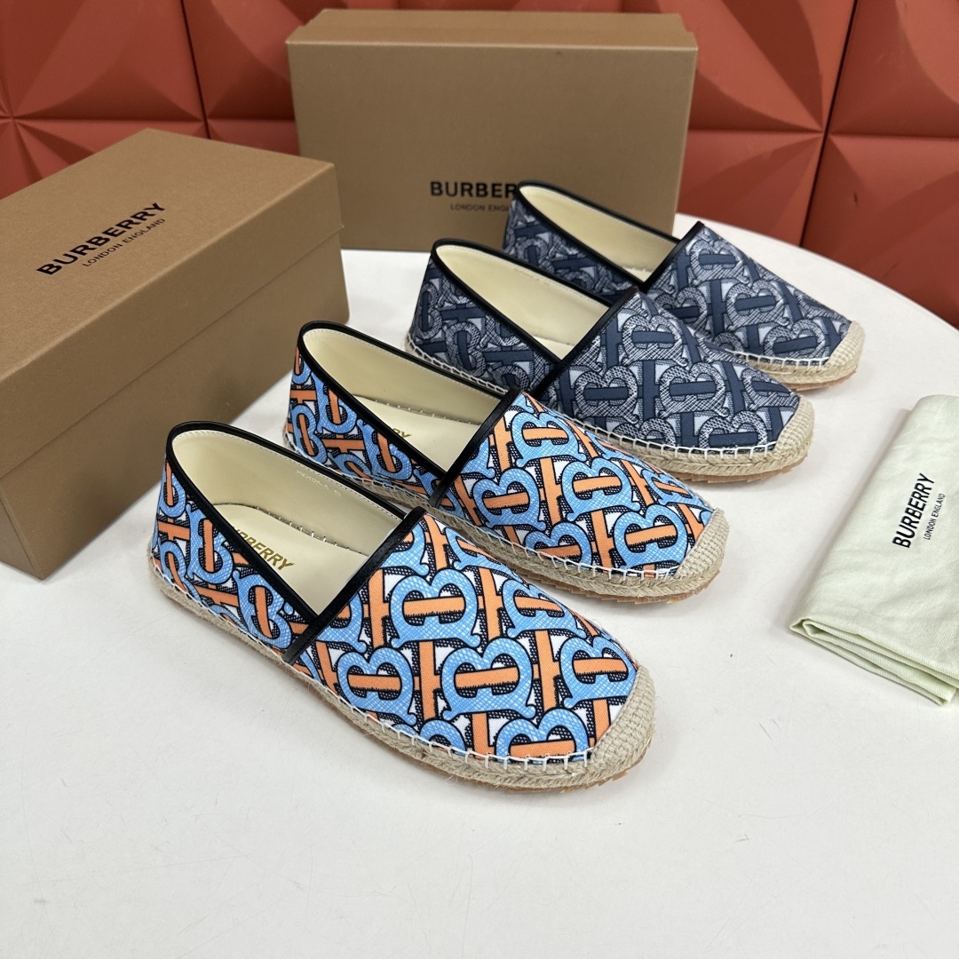 💋💍B家 渠道出口公司级订单 春夏季新品 草编渔夫鞋来袭 踏青春季必备鞋,鞋面采用原版棉质格纹帆布/彩印