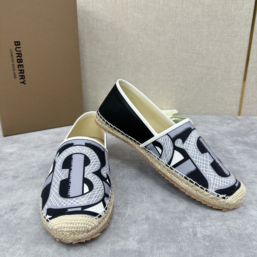 💋💍B家 渠道出口公司级订单 春夏季新品 草编渔夫鞋来袭 踏青春季必备鞋,鞋面采用原版棉质格纹帆布/彩印