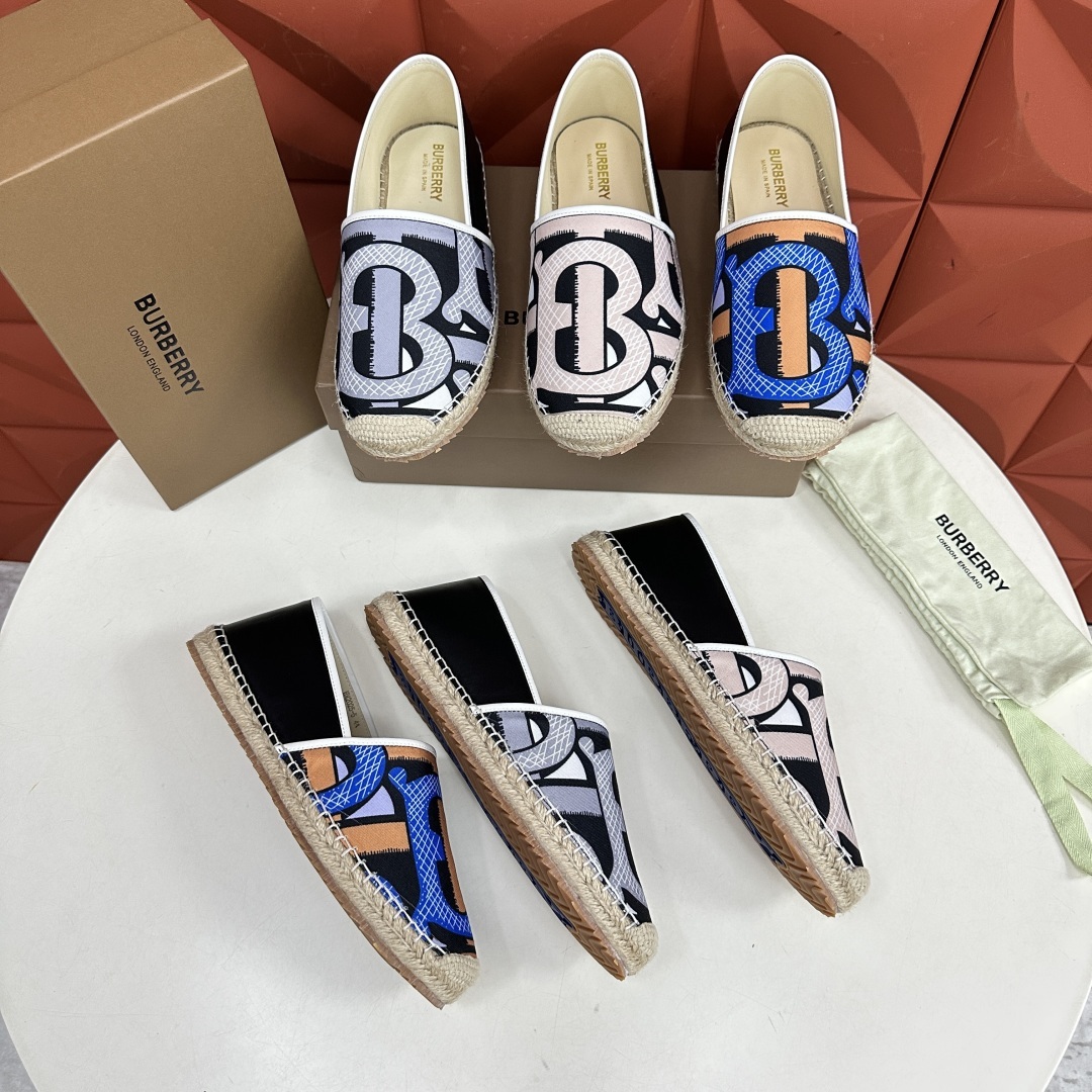 💋💍B家 渠道出口公司级订单 春夏季新品 草编渔夫鞋来袭 踏青春季必备鞋,鞋面采用原版棉质格纹帆布/彩印