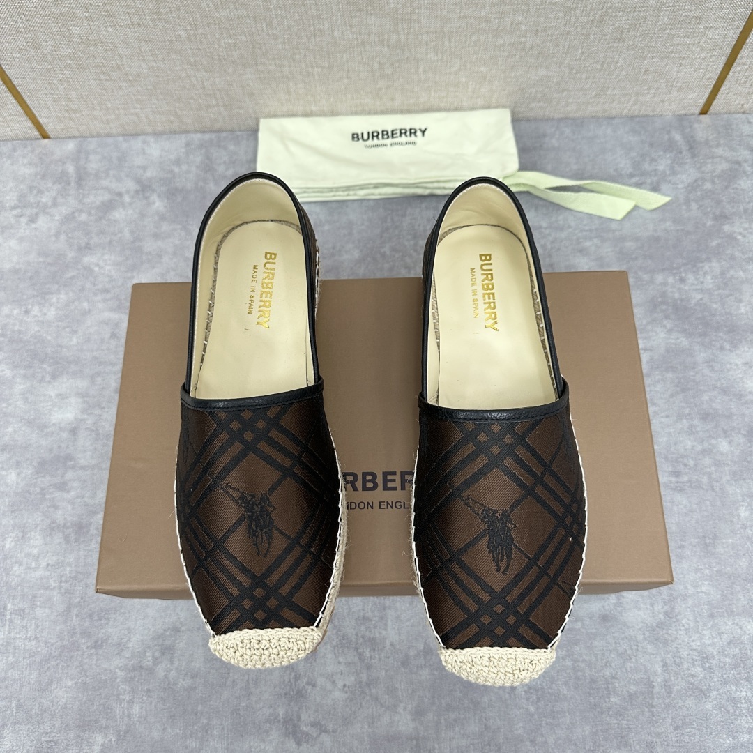 💋💍B家 渠道出口公司级订单 春夏季新品 草编渔夫鞋来袭 踏青春季必备鞋,鞋面采用原版棉质格纹帆布/彩印