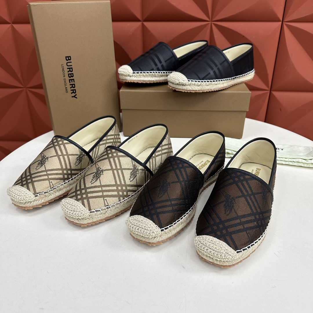 💋💍B家 渠道出口公司级订单 春夏季新品 草编渔夫鞋来袭 踏青春季必备鞋,鞋面采用原版棉质格纹帆布/彩印