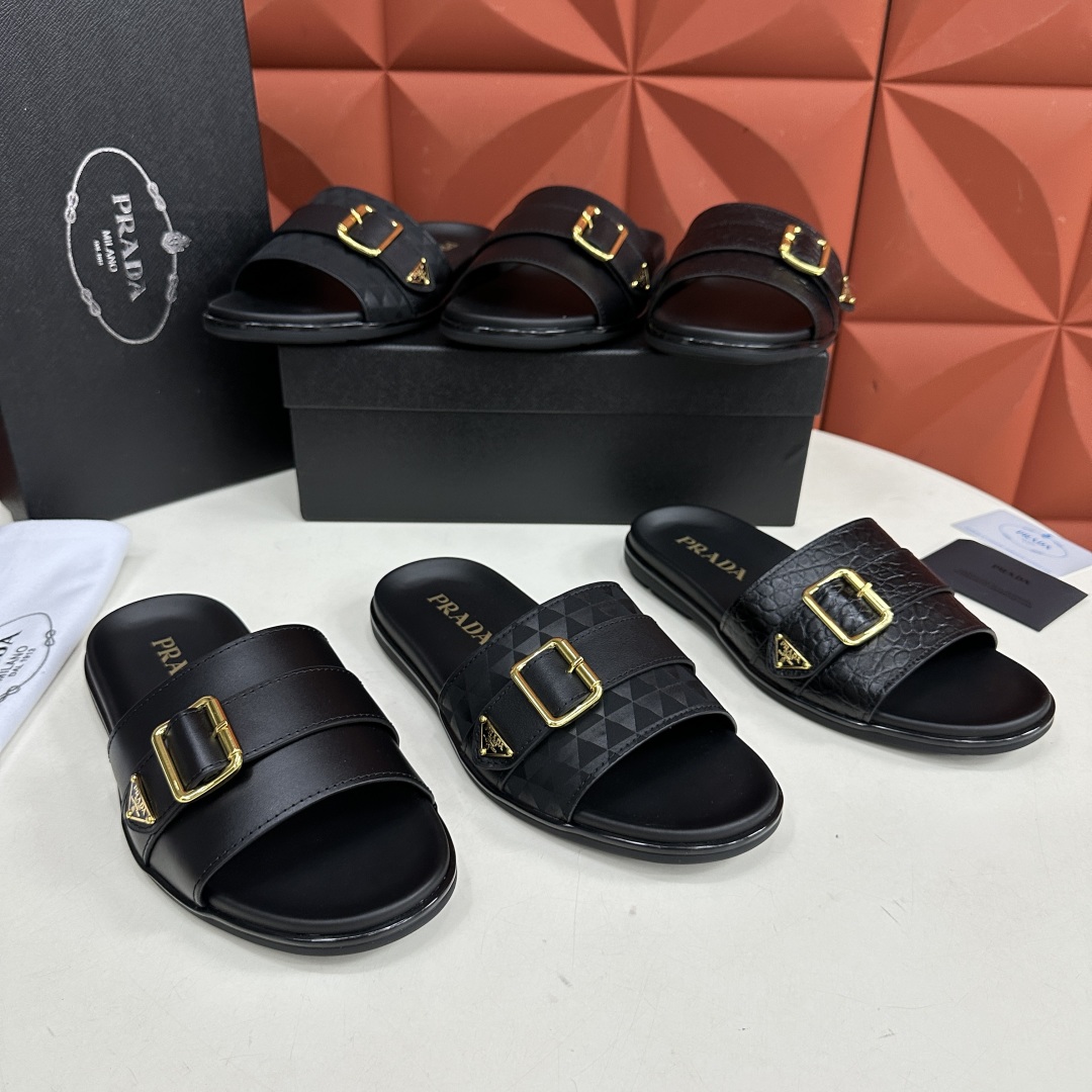💋💍P家新品   Prad*  普拉-达 新款男士皮革一字直拖   这款拖鞋采用小牛皮/三角布/鳄鱼纹牛