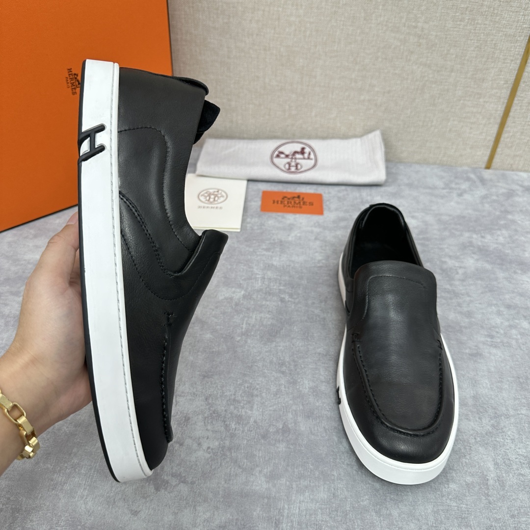 💋💍H家新品 Hermè* 爱马-仕 Kid运动鞋
小牛皮乐福鞋 官方 8,450 饰