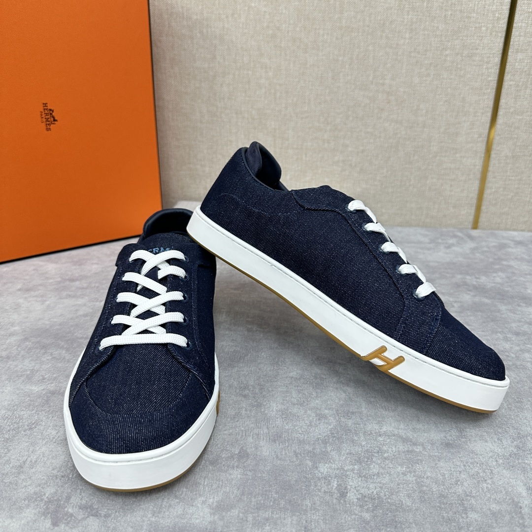 💋💍H家新品 Hermè* 爱马-仕 Kid运动鞋
小牛皮板鞋鞋 官方 8,450 饰
