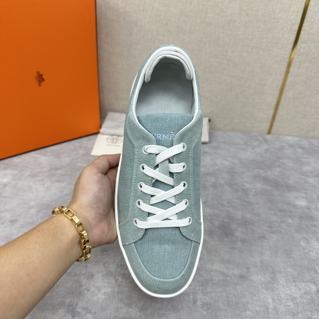 💋💍H家新品 Hermè* 爱马-仕 Kid运动鞋
小牛皮板鞋鞋 官方 8,450 饰