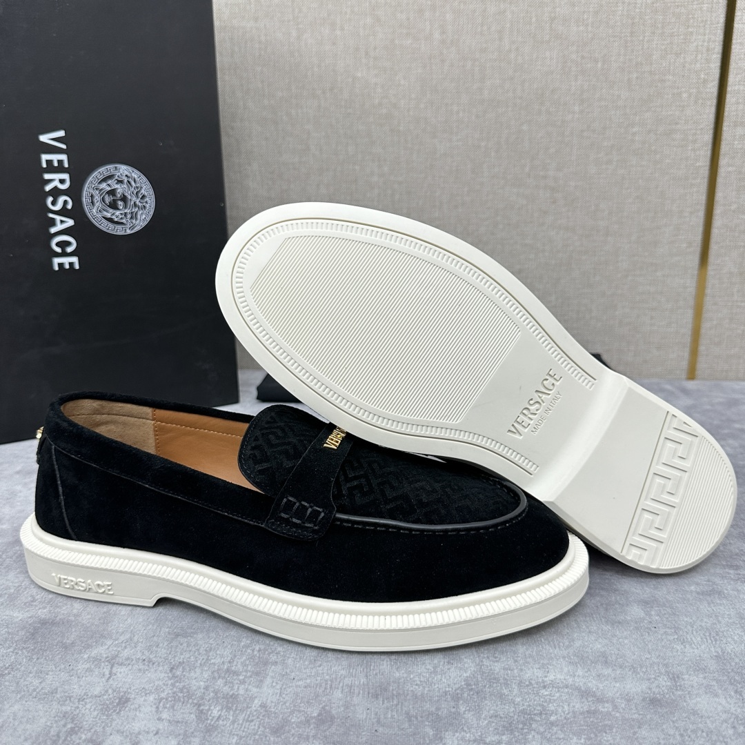 💋💍VS家新品 Versa* 范思-哲 意大利男士休闲乐福鞋上新🆕!这个意大利纯手工鞋履品牌的