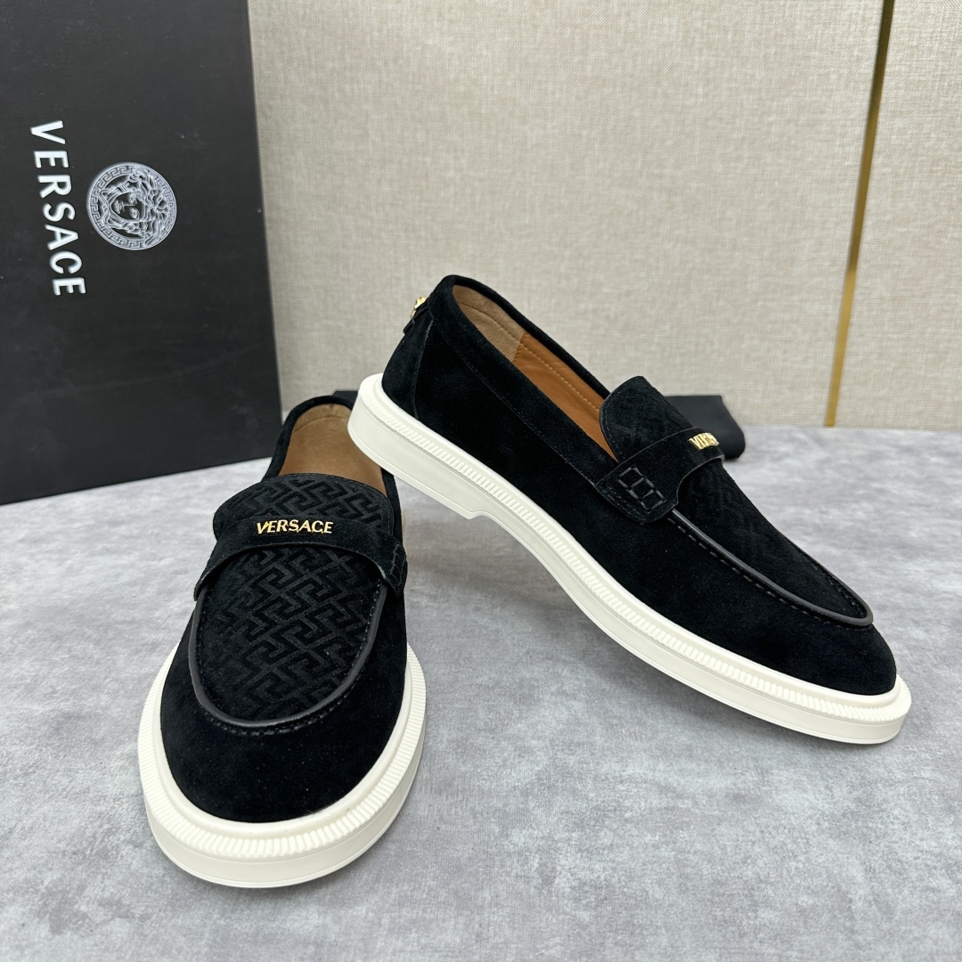 💋💍VS家新品 Versa* 范思-哲 意大利男士休闲乐福鞋上新🆕!这个意大利纯手工鞋履品牌的