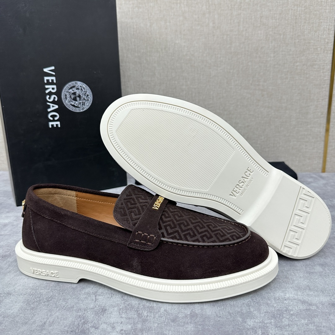 💋💍VS家新品 Versa* 范思-哲 意大利男士休闲乐福鞋上新🆕!这个意大利纯手工鞋履品牌的