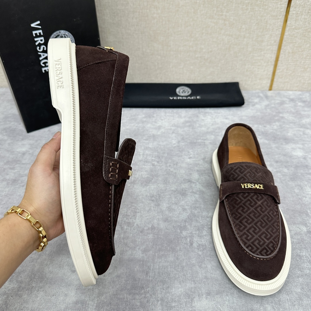 💋💍VS家新品 Versa* 范思-哲 意大利男士休闲乐福鞋上新🆕!这个意大利纯手工鞋履品牌的
