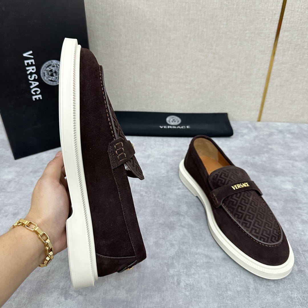 💋💍VS家新品 Versa* 范思-哲 意大利男士休闲乐福鞋上新🆕!这个意大利纯手工鞋履品牌的