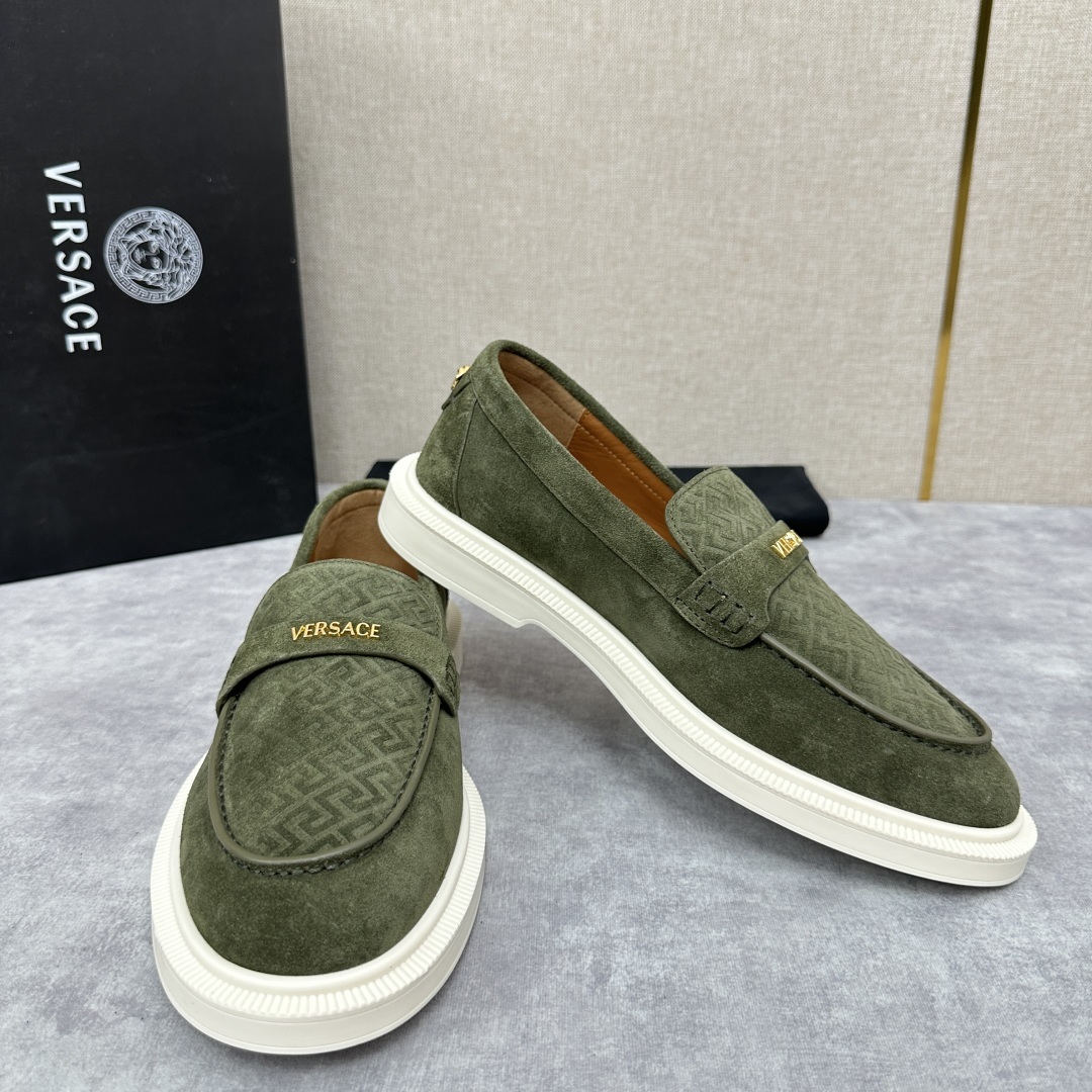 💋💍VS家新品 Versa* 范思-哲 意大利男士休闲乐福鞋上新🆕!这个意大利纯手工鞋履品牌的