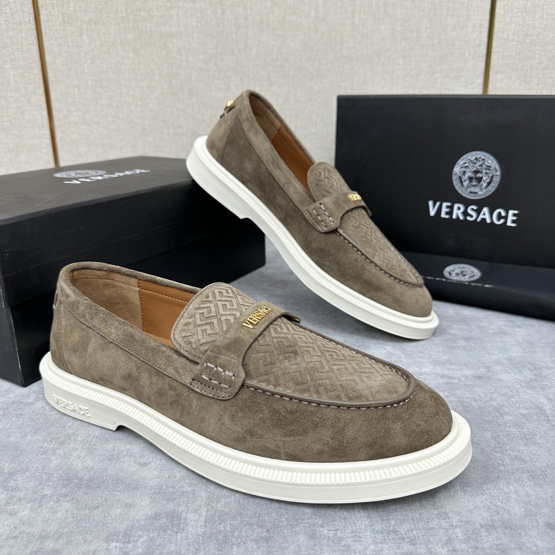 💋💍VS家新品 Versa* 范思-哲 意大利男士休闲乐福鞋上新🆕!这个意大利纯手工鞋履品牌的