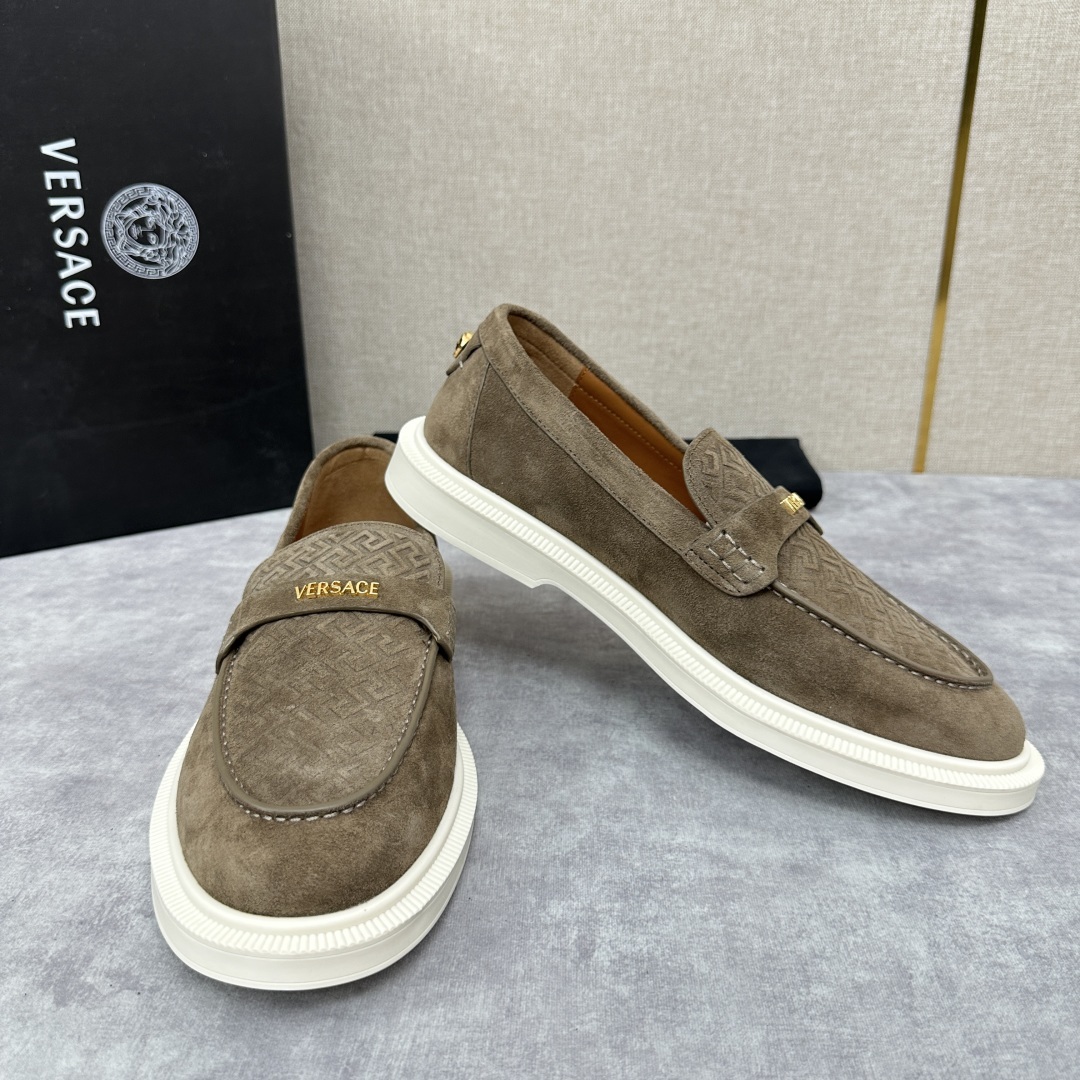 💋💍VS家新品 Versa* 范思-哲 意大利男士休闲乐福鞋上新🆕!这个意大利纯手工鞋履品牌的