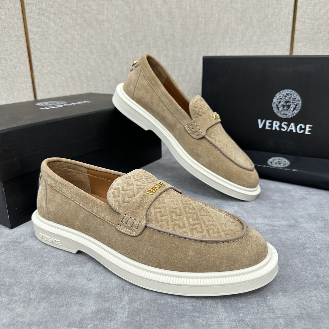 💋💍VS家新品 Versa* 范思-哲 意大利男士休闲乐福鞋上新🆕!这个意大利纯手工鞋履品牌的