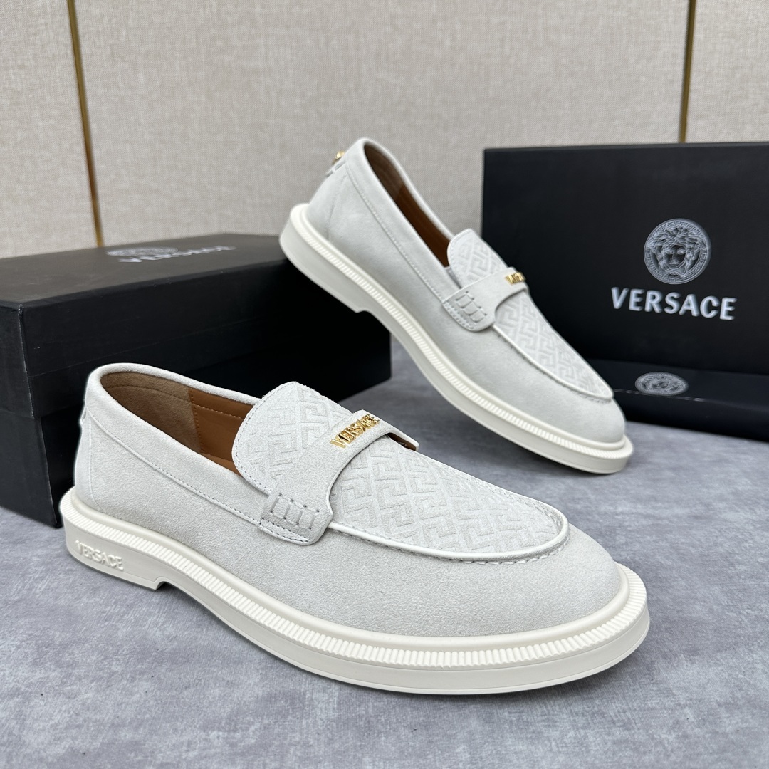 💋💍VS家新品 Versa* 范思-哲 意大利男士休闲乐福鞋上新🆕!这个意大利纯手工鞋履品牌的