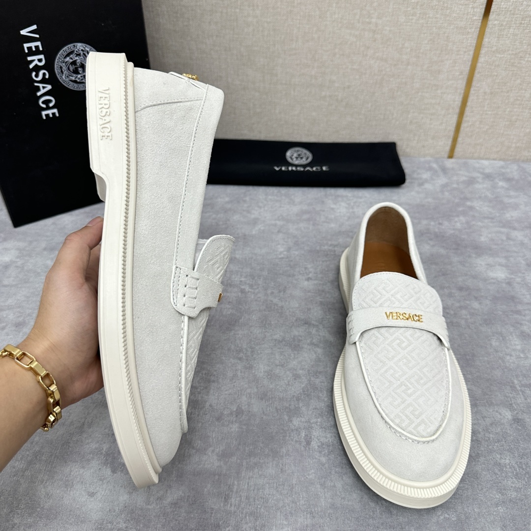 💋💍VS家新品 Versa* 范思-哲 意大利男士休闲乐福鞋上新🆕!这个意大利纯手工鞋履品牌的