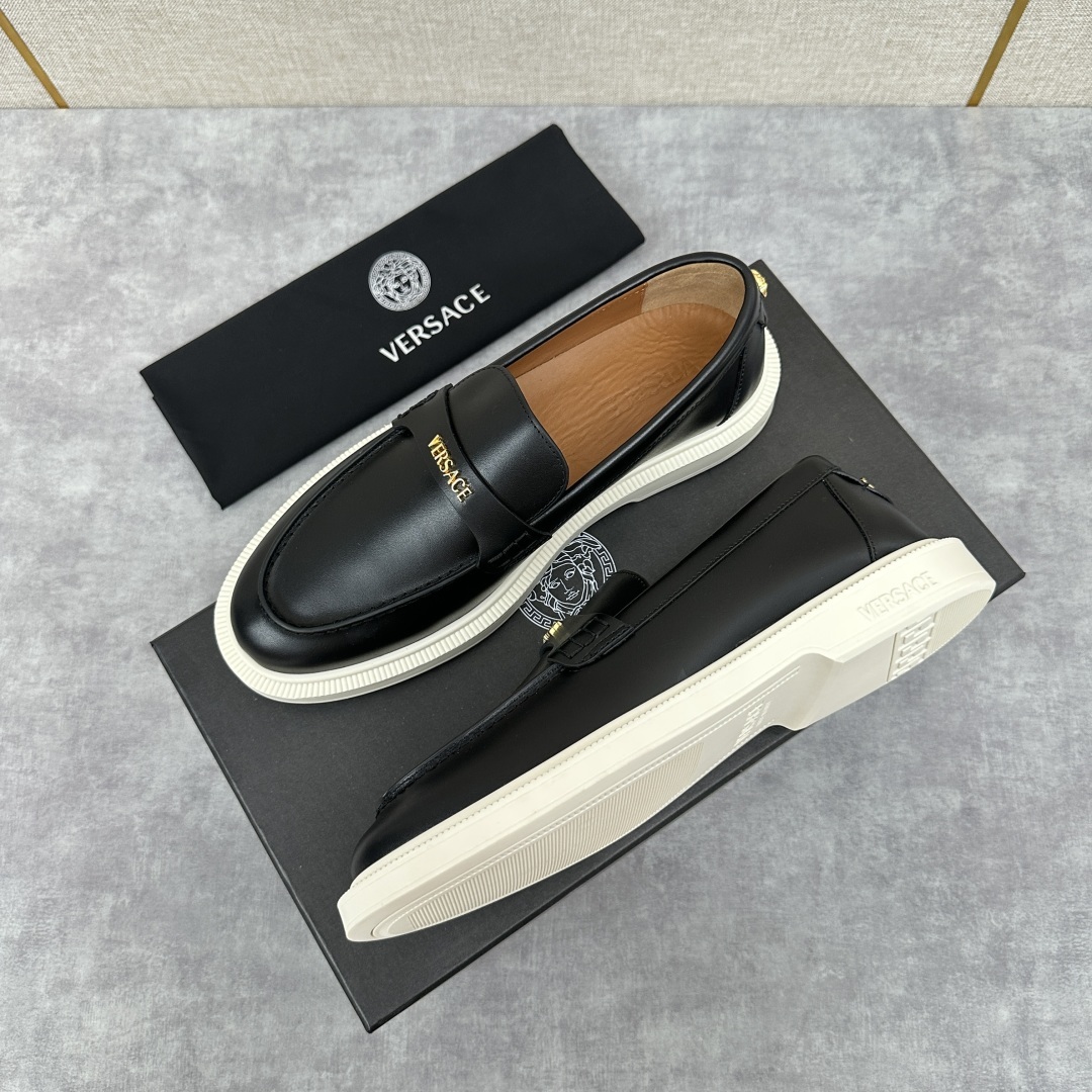 💋💍VS家新品 Versa* 范思-哲 意大利男士休闲乐福鞋上新🆕!这个意大利纯手工鞋履品牌的