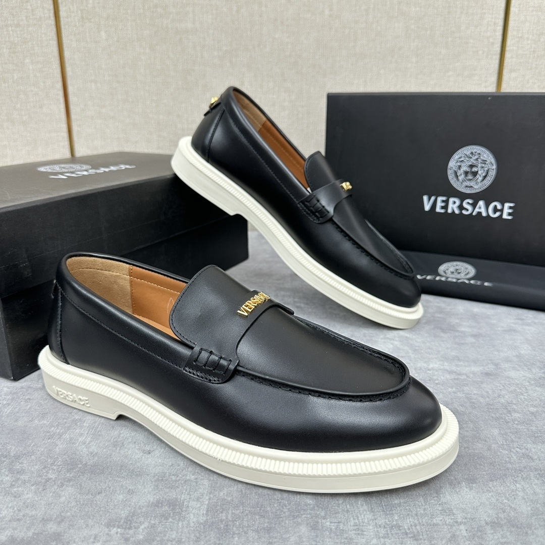 💋💍VS家新品 Versa* 范思-哲 意大利男士休闲乐福鞋上新🆕!这个意大利纯手工鞋履品牌的