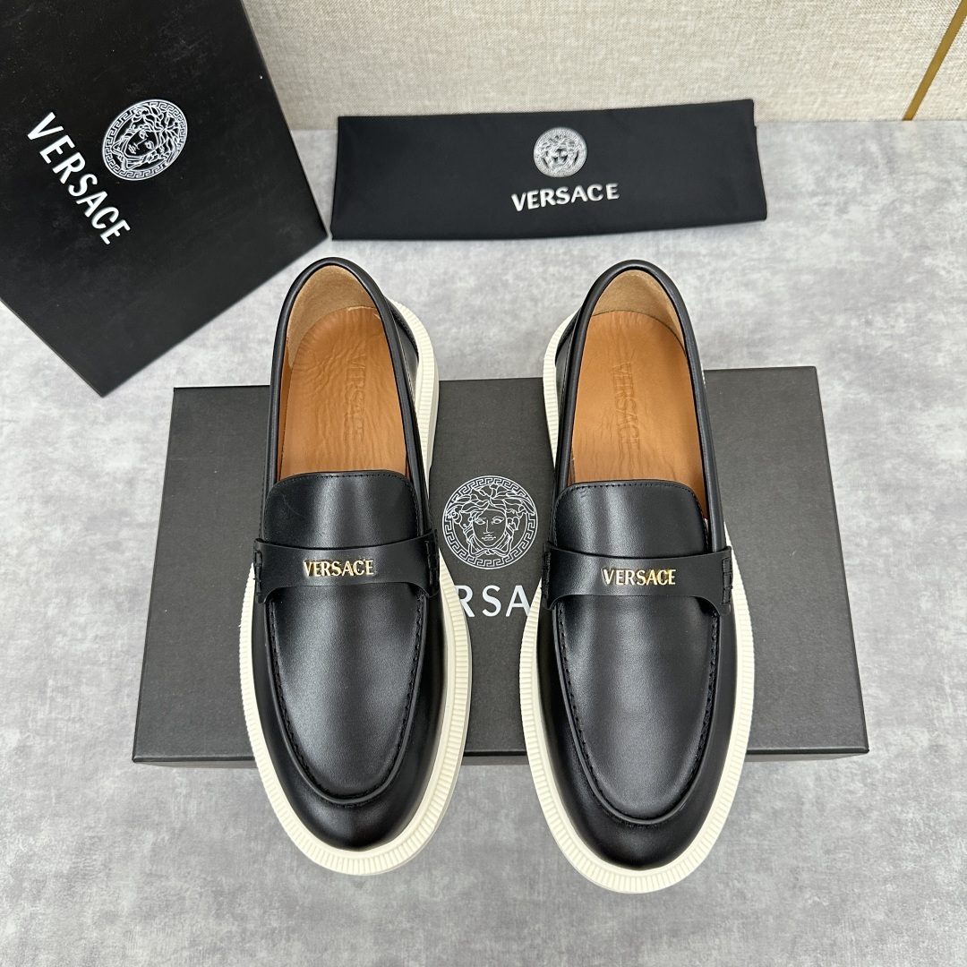 💋💍VS家新品 Versa* 范思-哲 意大利男士休闲乐福鞋上新🆕!这个意大利纯手工鞋履品牌的