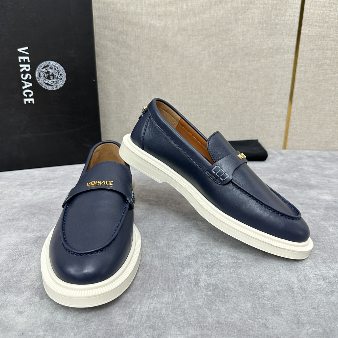 💋💍VS家新品 Versa* 范思-哲 意大利男士休闲乐福鞋上新🆕!这个意大利纯手工鞋履品牌的