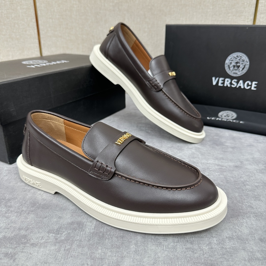 💋💍VS家新品 Versa* 范思-哲 意大利男士休闲乐福鞋上新🆕!这个意大利纯手工鞋履品牌的