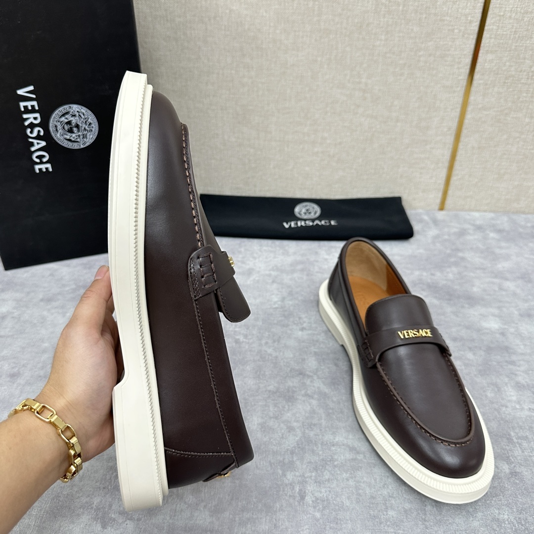 💋💍VS家新品 Versa* 范思-哲 意大利男士休闲乐福鞋上新🆕!这个意大利纯手工鞋履品牌的