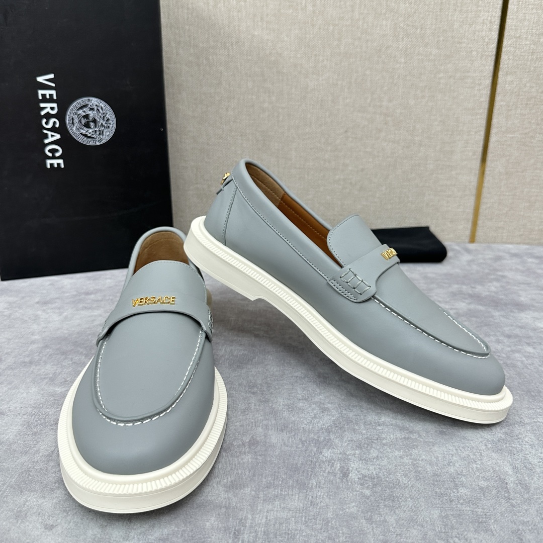 💋💍VS家新品 Versa* 范思-哲 意大利男士休闲乐福鞋上新🆕!这个意大利纯手工鞋履品牌的