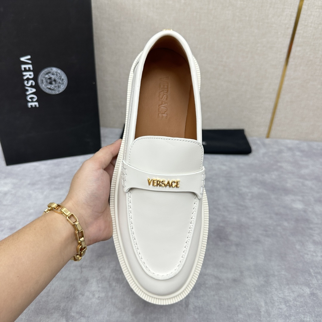 💋💍VS家新品 Versa* 范思-哲 意大利男士休闲乐福鞋上新🆕!这个意大利纯手工鞋履品牌的