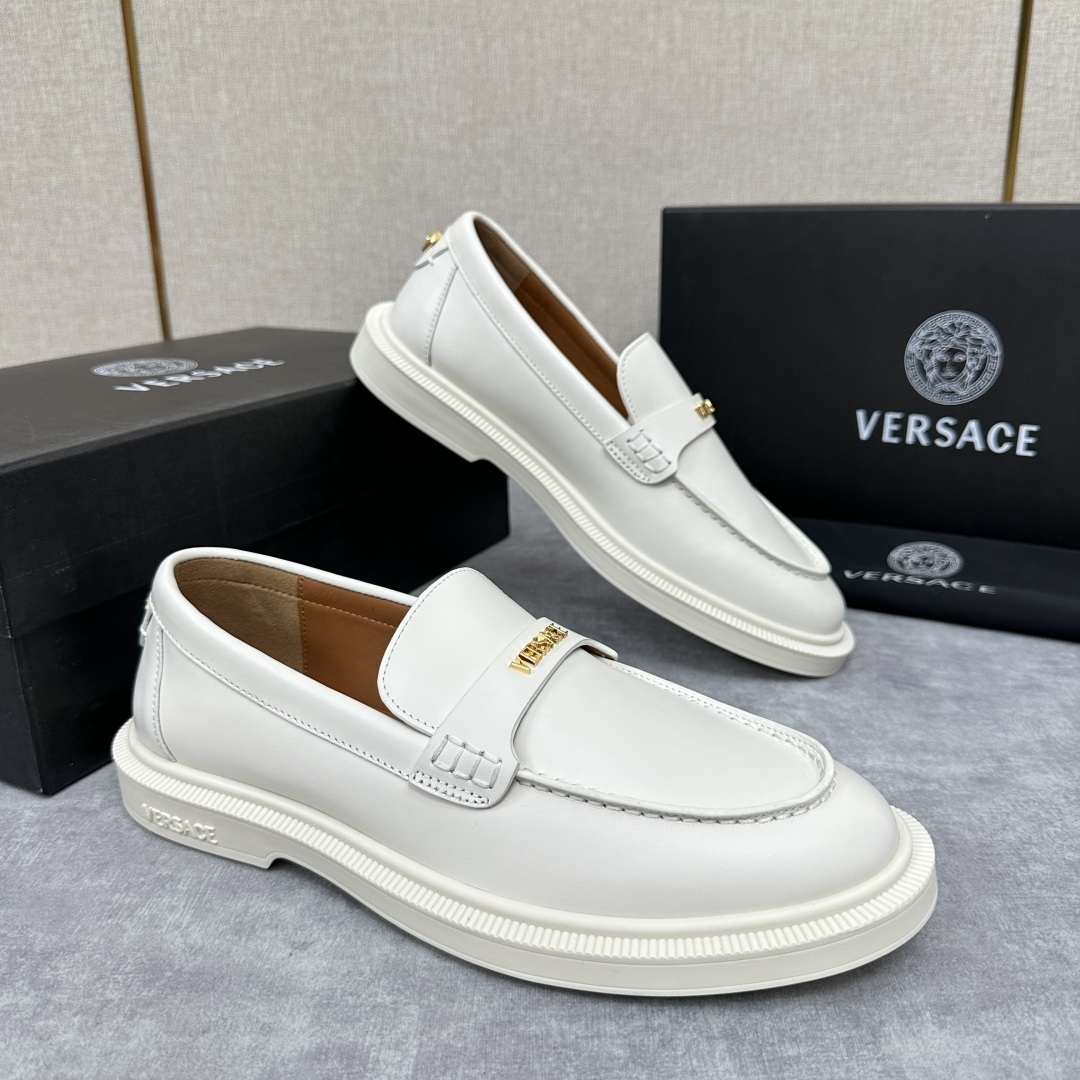 💋💍VS家新品 Versa* 范思-哲 意大利男士休闲乐福鞋上新🆕!这个意大利纯手工鞋履品牌的
