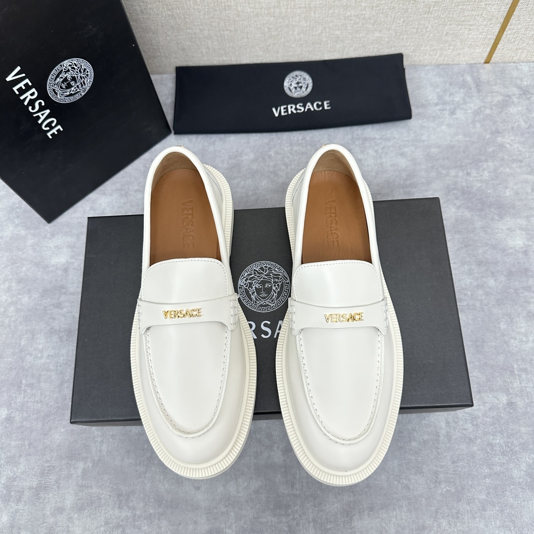 💋💍VS家新品 Versa* 范思-哲 意大利男士休闲乐福鞋上新🆕!这个意大利纯手工鞋履品牌的