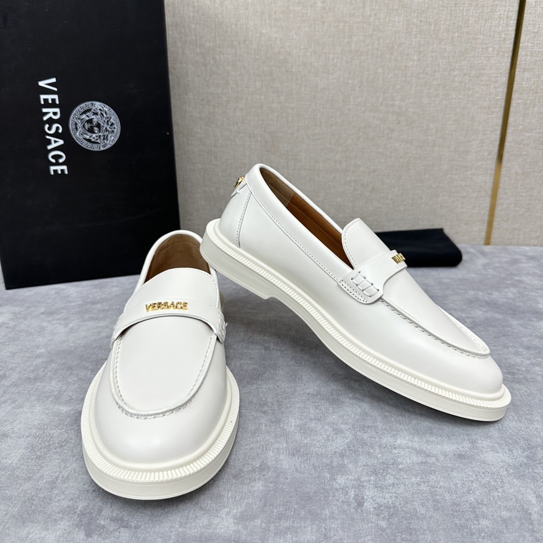 💋💍VS家新品 Versa* 范思-哲 意大利男士休闲乐福鞋上新🆕!这个意大利纯手工鞋履品牌的