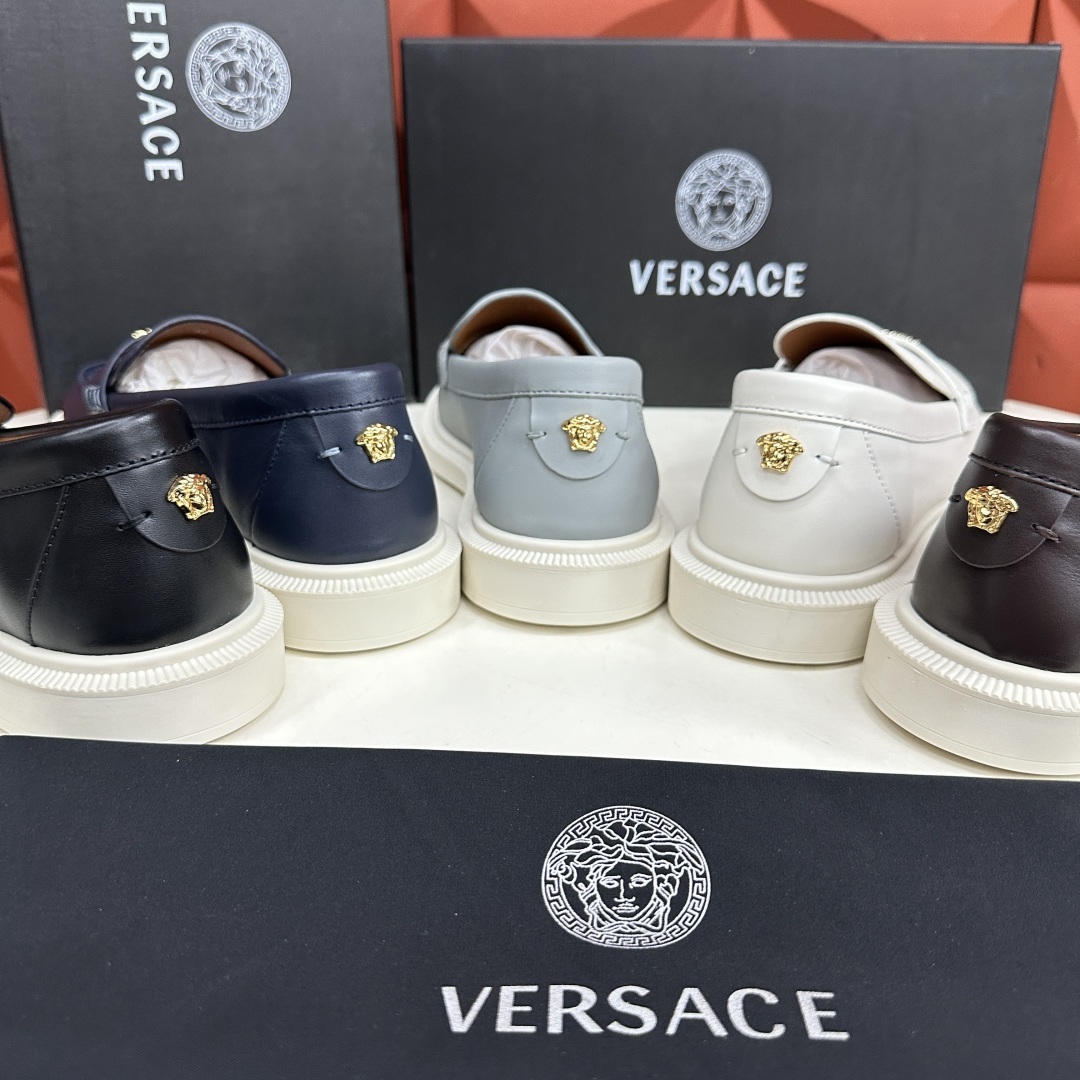 💋💍VS家新品 Versa* 范思-哲 意大利男士休闲乐福鞋上新🆕!这个意大利纯手工鞋履品牌的