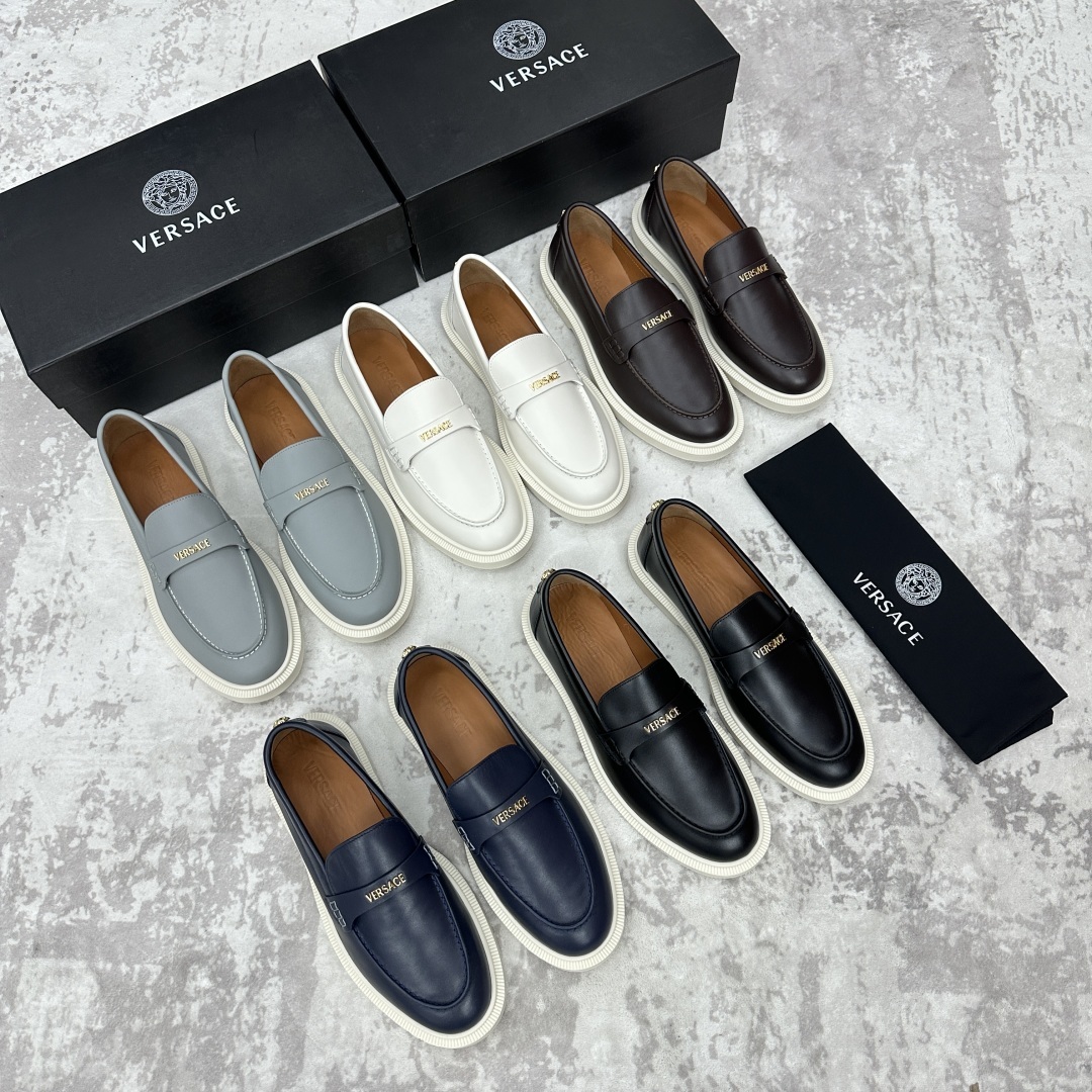 💋💍VS家新品 Versa* 范思-哲 意大利男士休闲乐福鞋上新🆕!这个意大利纯手工鞋履品牌的