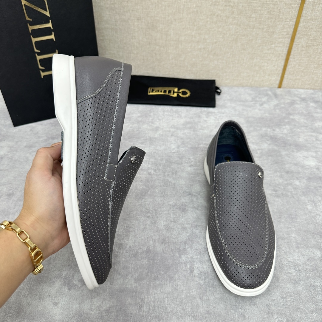 💋💍ZL家新品 Zill* 兹-利 是1970创立的法国奢侈男装品牌 以高工艺的成衣和皮具著称