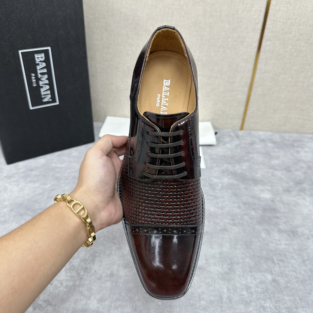 💋💍巴尔.曼新品  全新男士正装🤵皮鞋，采用进口擦色开边珠亮皮拼接编制成，经典三接头设计 内里水染小牛皮