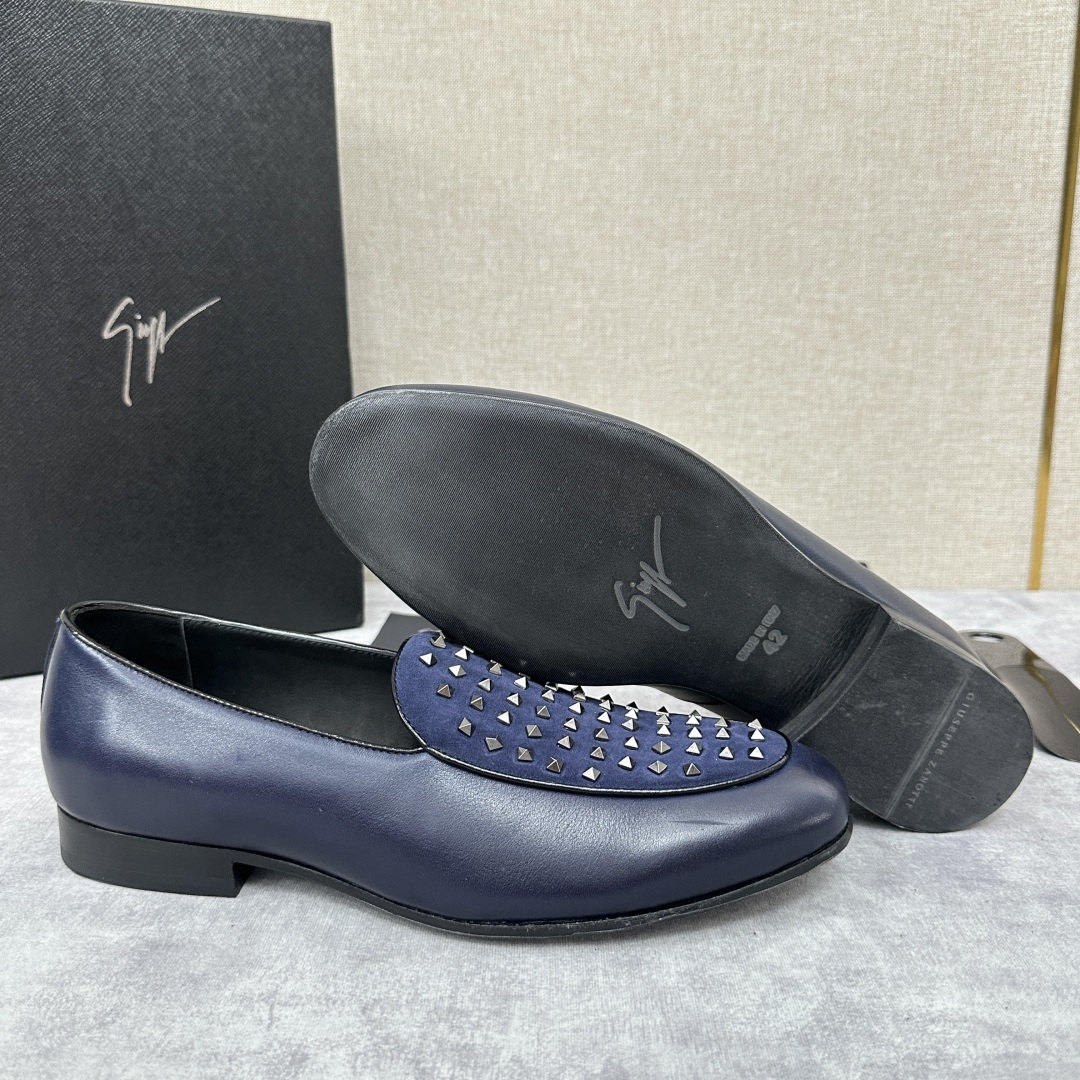 💋💍GZ家新品 Giusepp*Zanotti(GZ/朱塞佩.萨诺第)
GZ一经问世便以自己独特的