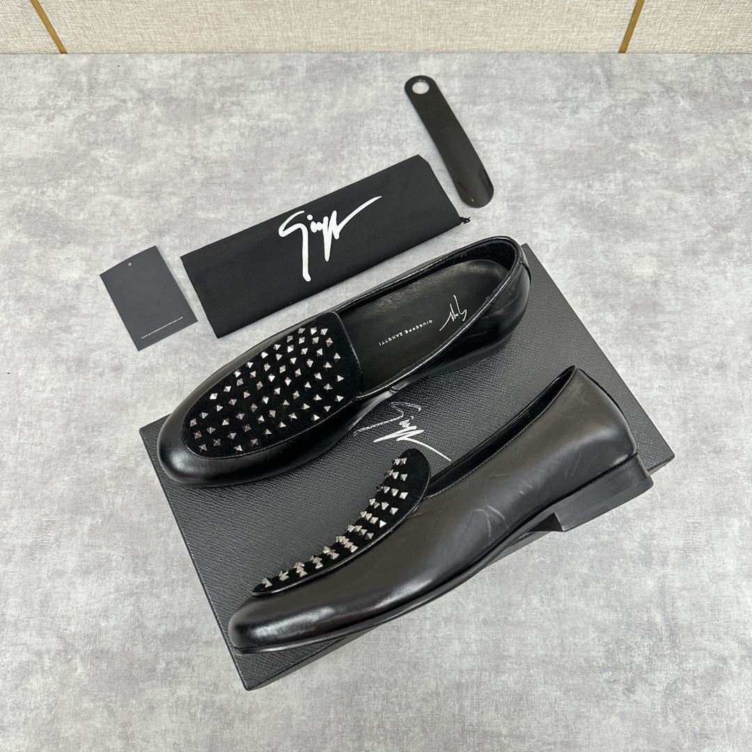 💋💍GZ家新品 Giusepp*Zanotti(GZ/朱塞佩.萨诺第)
GZ一经问世便以自己独特的