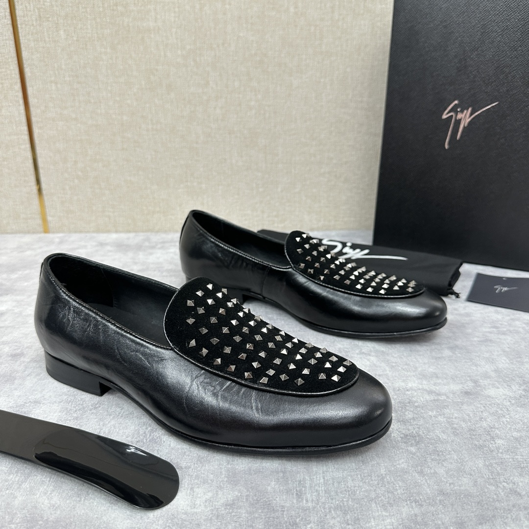 💋💍GZ家新品 Giusepp*Zanotti(GZ/朱塞佩.萨诺第)
GZ一经问世便以自己独特的