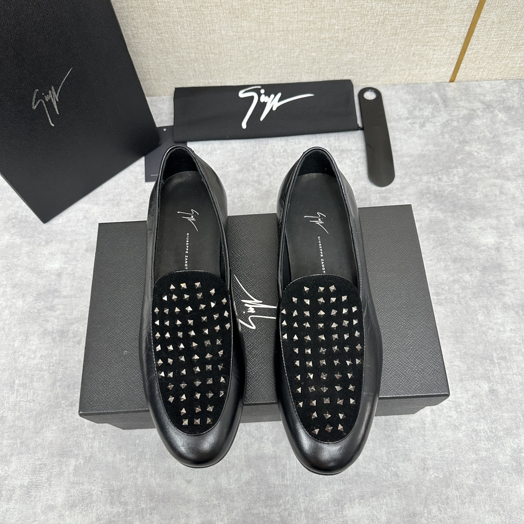💋💍GZ家新品 Giusepp*Zanotti(GZ/朱塞佩.萨诺第)
GZ一经问世便以自己独特的