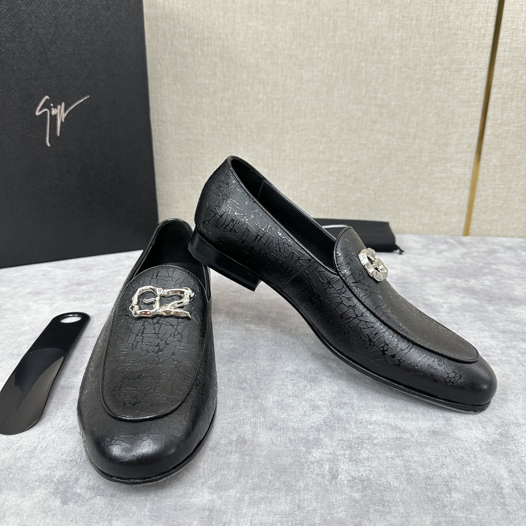 💋💍GZ家新品 Giusepp*Zanotti(GZ/朱塞佩.萨诺第)
GZ一经问世便以自己独特的