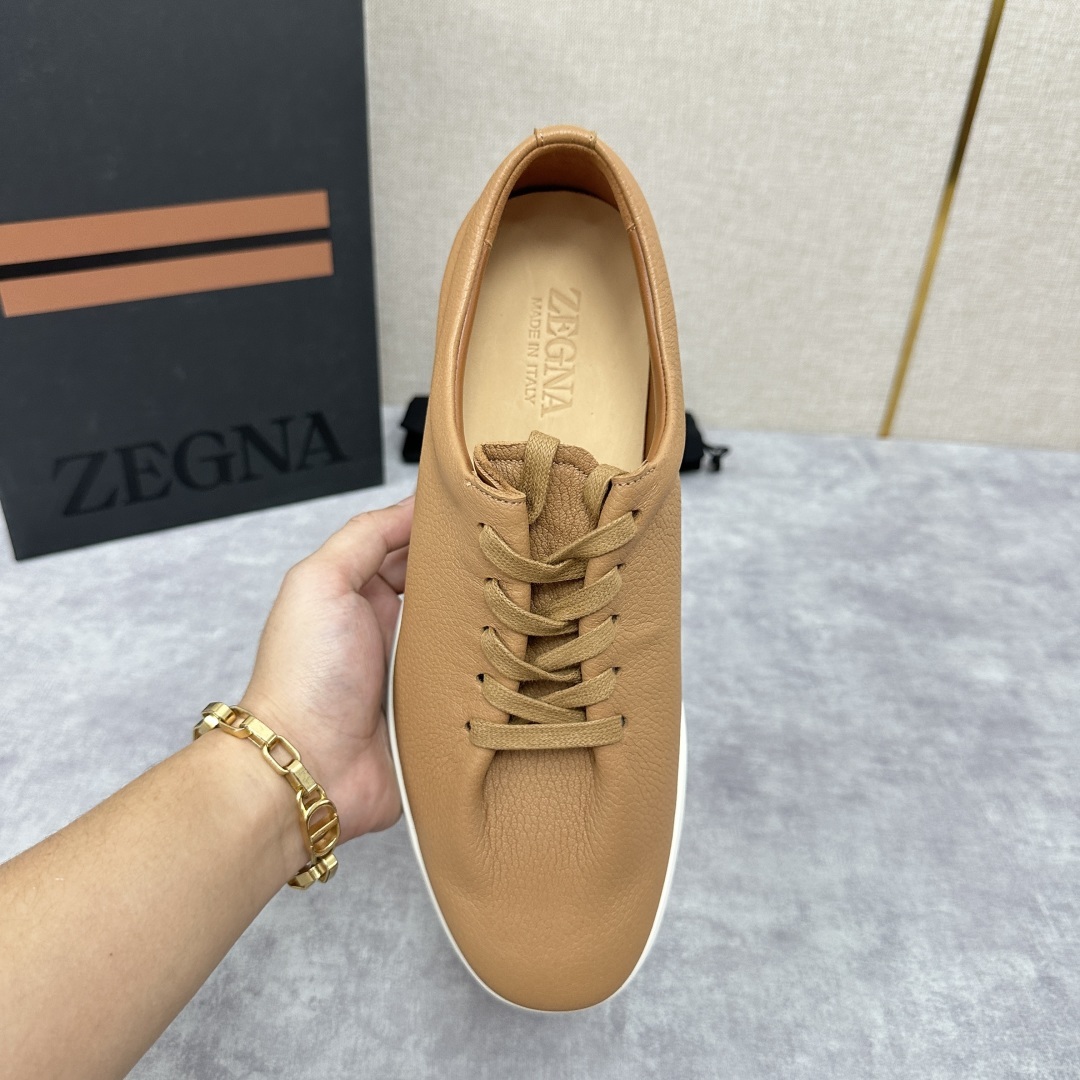 💋💍 Zegn* 杰尼-亚 SECONDSKIN 厚底休闲运动鞋 这款粒面低帮运动鞋质感柔软。