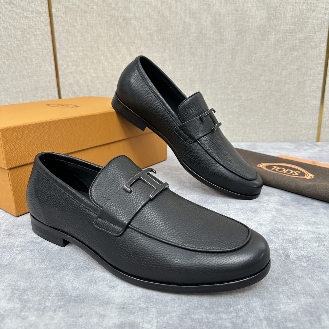 💋💍TOD*S 新品  托德-斯  皮革五金扣乐福鞋  官方   7,600   本款乐福鞋以柔软荔枝纹