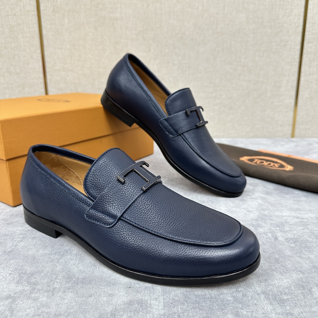 💋💍TOD*S 新品  托德-斯  皮革五金扣乐福鞋  官方   7,600   本款乐福鞋以柔软荔枝纹